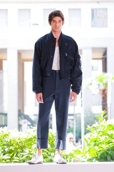Look 26